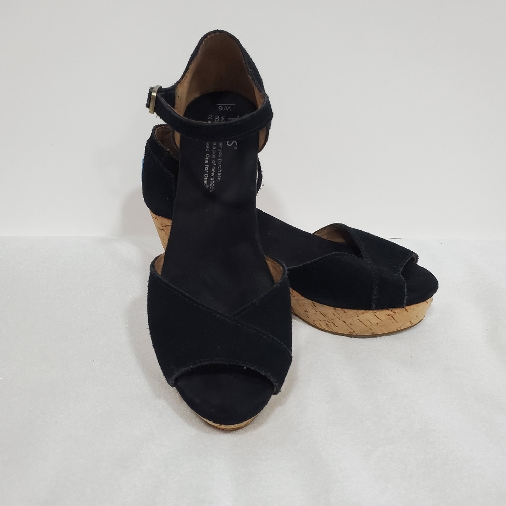 Black Platform Wedge